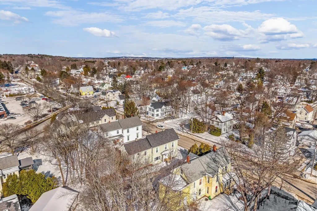 327 Essex Street Bangor ME 04401