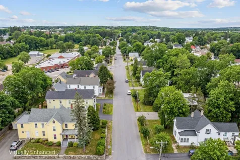 327 Essex Street Bangor ME 04401