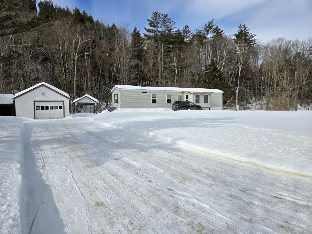 281 Swift River Road Mexico ME 04257