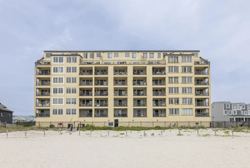 191 E Grand Avenue Old Orchard Beach ME 04064