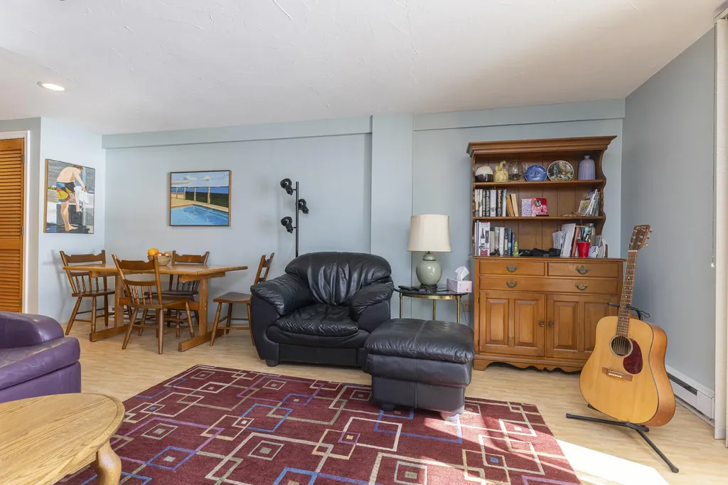 191 E Grand Avenue Old Orchard Beach ME 04064