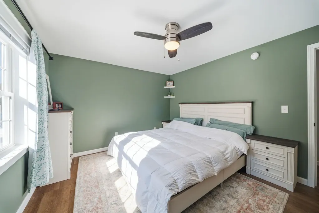 10 Old Thomaston Road Chelsea ME 04330