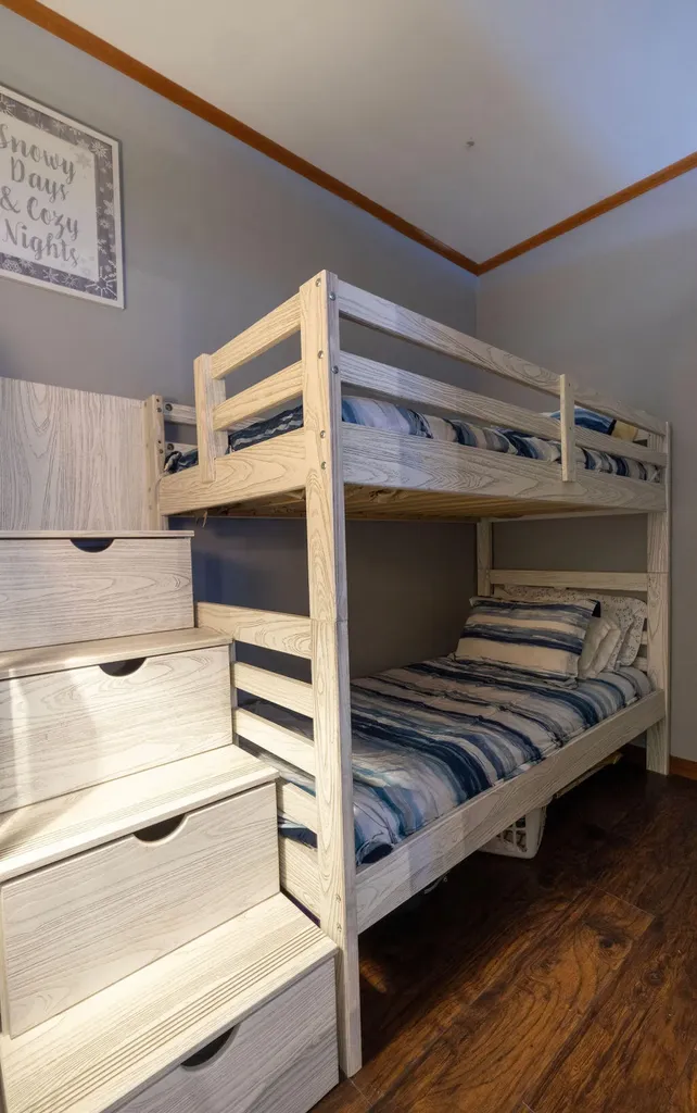362 Sugartree Carrabassett Valley ME 04947