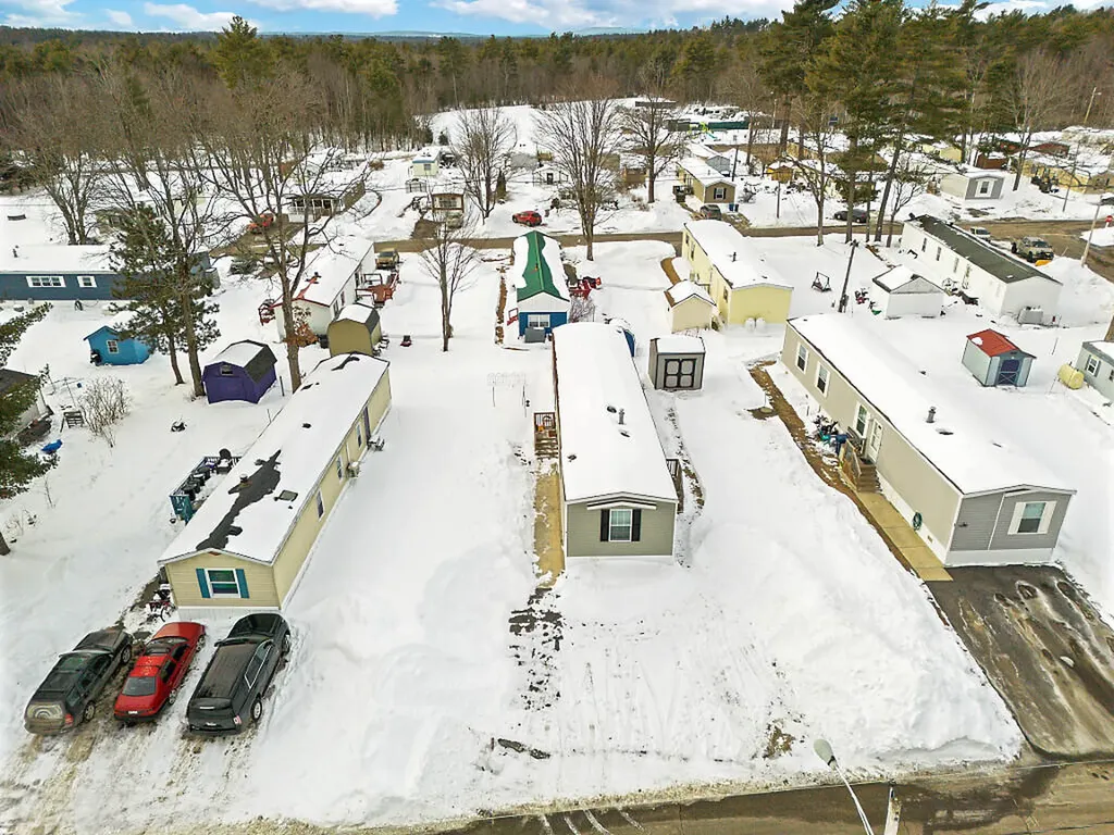 5 Holiday Lane Standish ME 04084