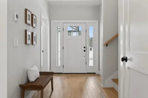 101 Owl's Nest Road Portland ME 04102