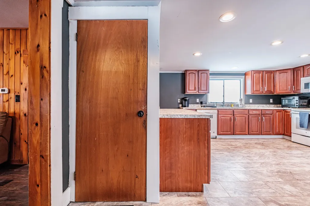 131 W Bethel Road Bethel ME 04217