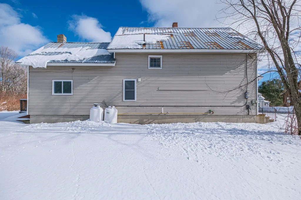 131 W Bethel Road Bethel ME 04217