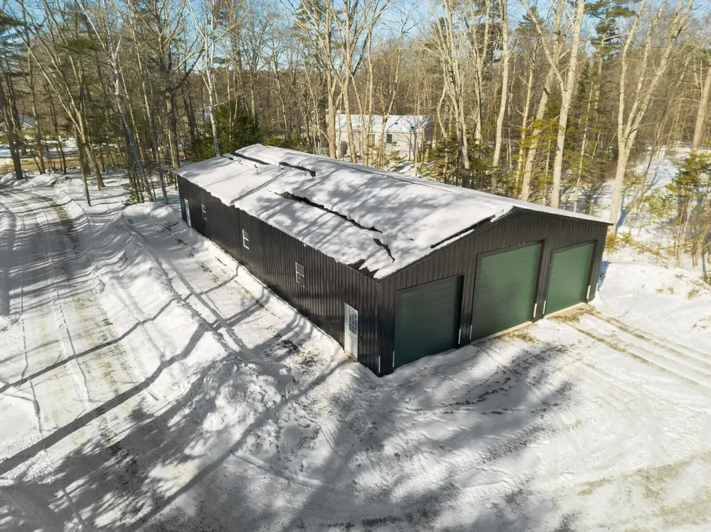 1941 Eastern Road Warren ME 04864