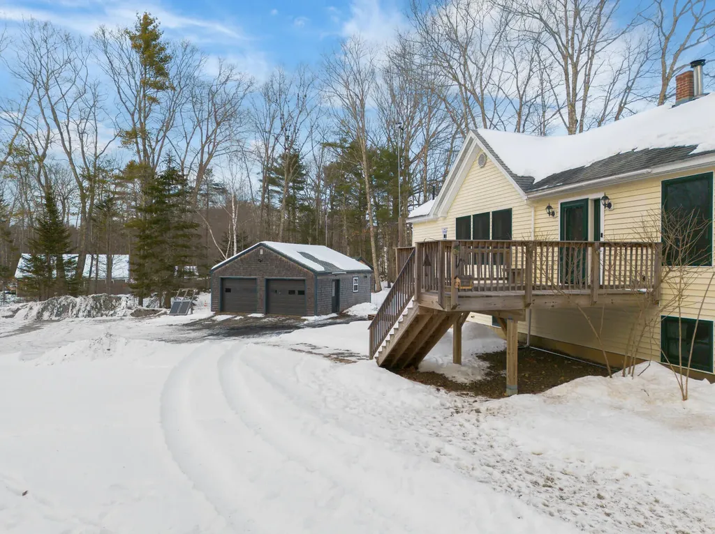 1941 Eastern Road Warren ME 04864