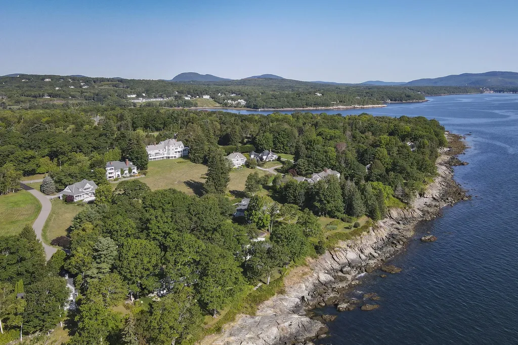 43 Eastward Rockport ME 04856