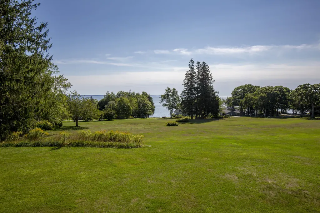 43 Eastward Rockport ME 04856
