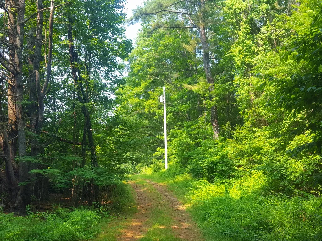 594 River Road Windham ME 04062