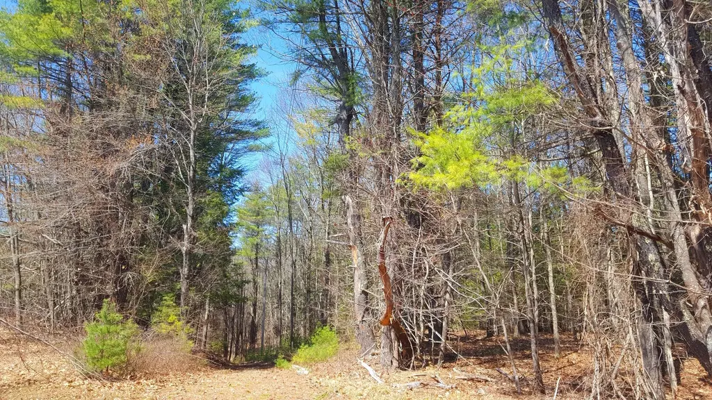 594 River Road Windham ME 04062