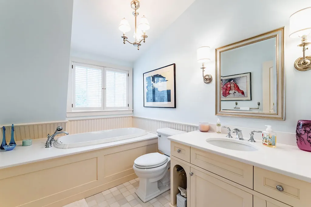 21 Penobscot Avenue Camden ME 04843