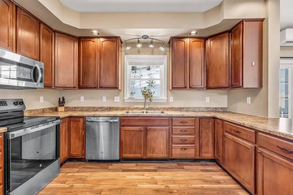 325 Lower Dedham Road Holden ME 04429
