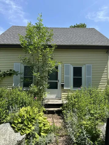 24 Grays Lane Old Town ME 04468