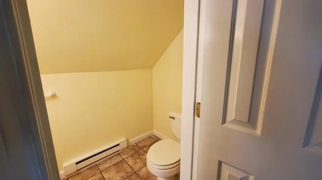 32 Cortland Circle Bangor ME 04401