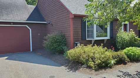 32 Cortland Circle Bangor ME 04401