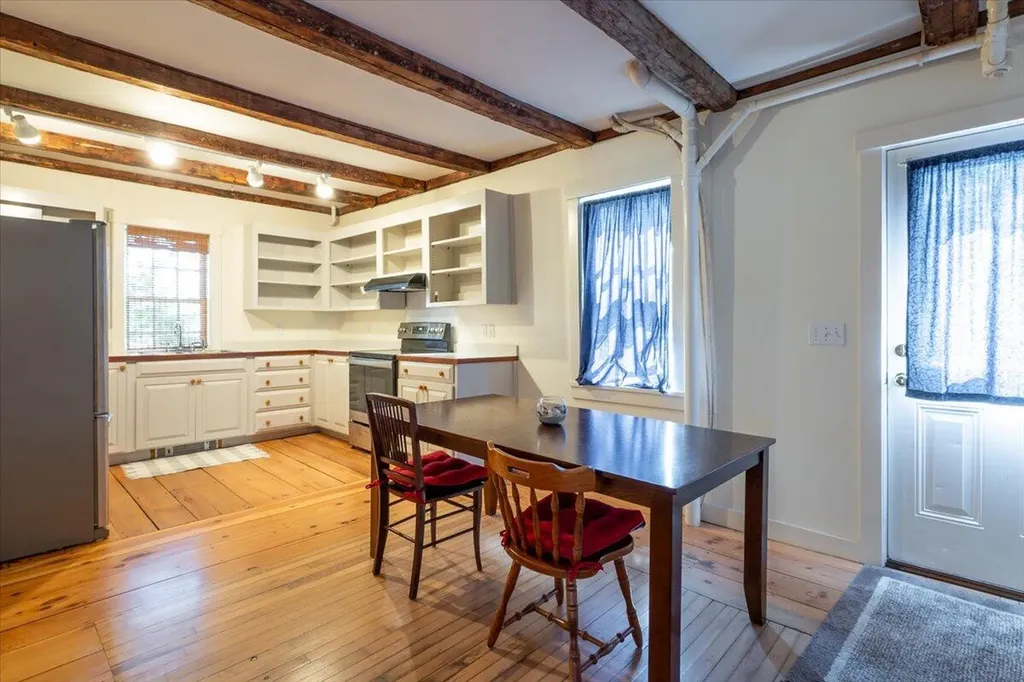 56 Thomaston Street Rockland ME 04841