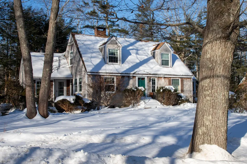 134 Wildes District Road Kennebunkport ME 04046