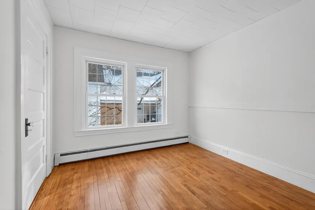 9 Brooks Street Augusta ME 04330