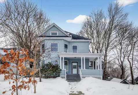 9 Brooks Street Augusta ME 04330