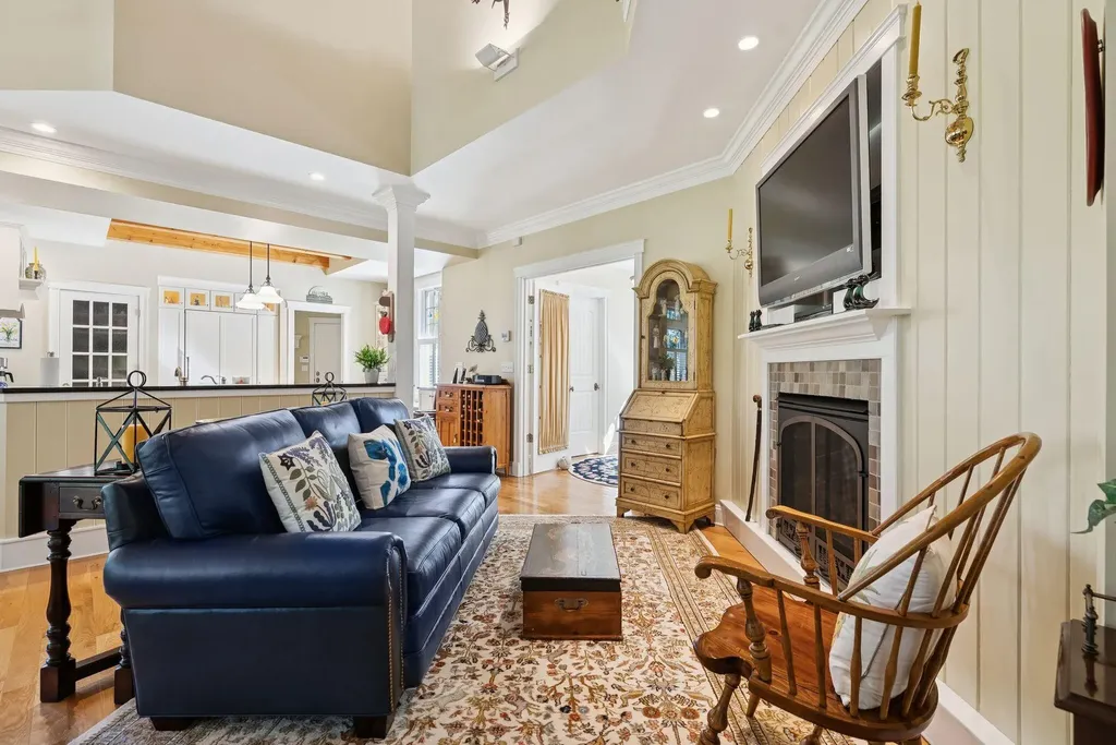 5 Surrey Lane Kennebunk ME 04043