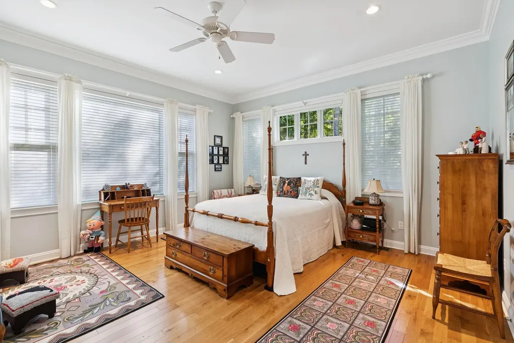5 Surrey Lane Kennebunk ME 04043