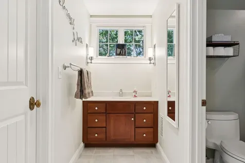 5 Surrey Lane Kennebunk ME 04043