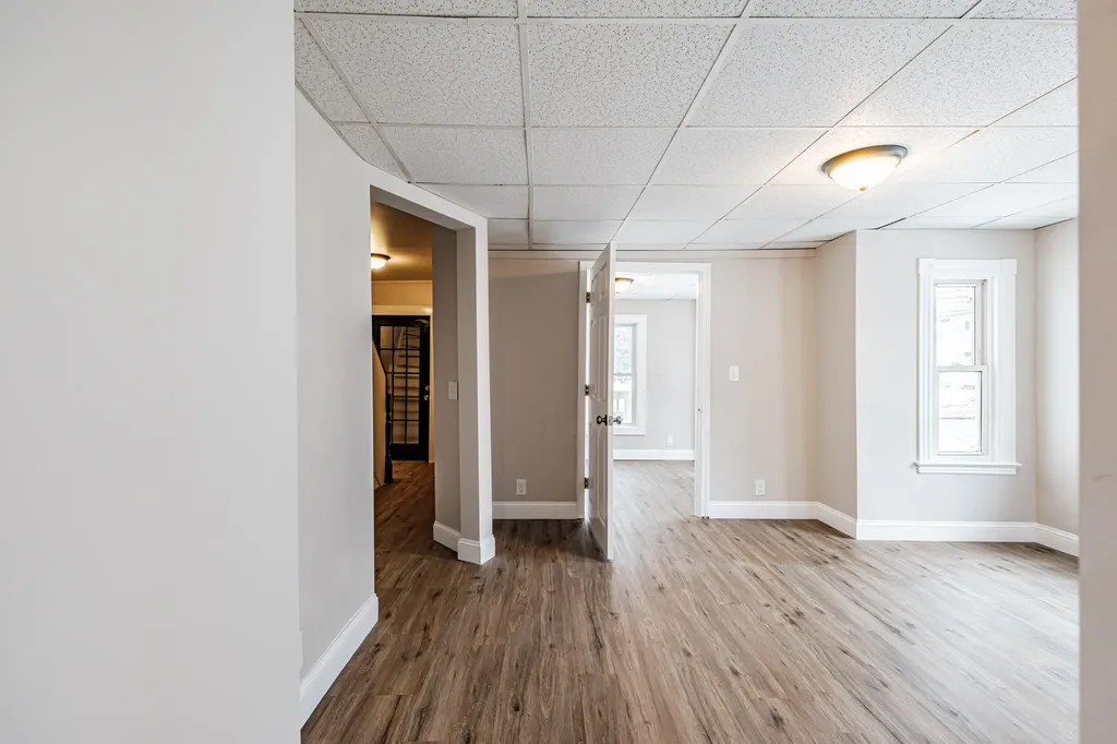 566 Washington Avenue Portland ME 04103