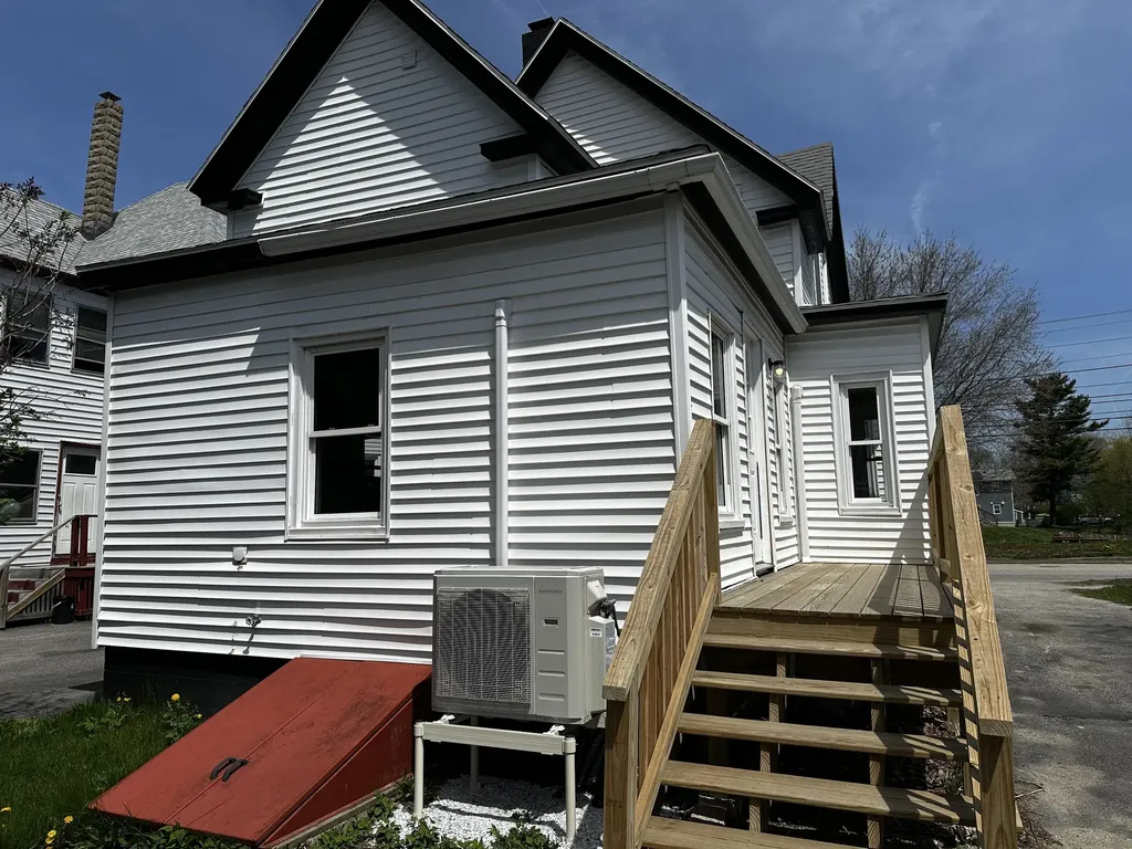 566 Washington Avenue Portland ME 04103
