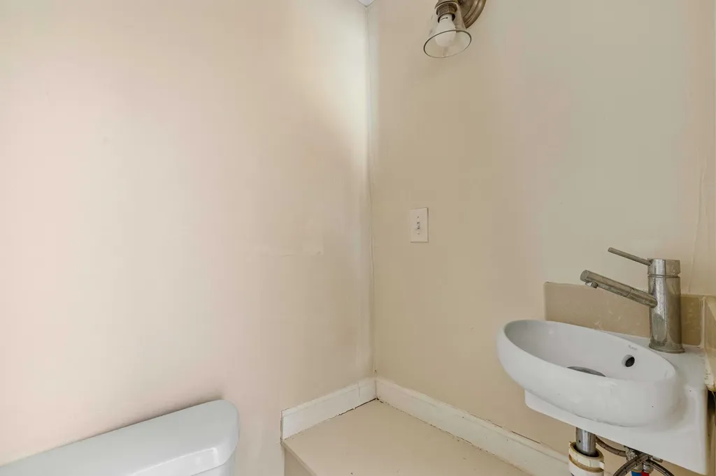 70 Airport Road Sanford ME 04073