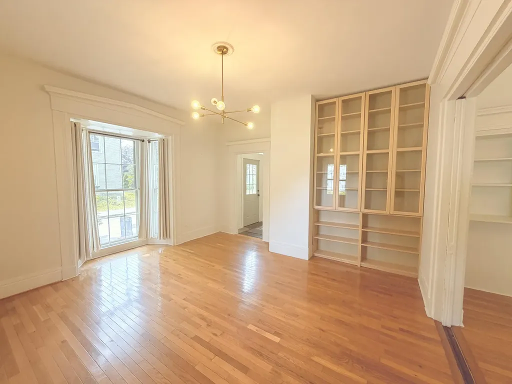 17 Grove Street Rockland ME 04841