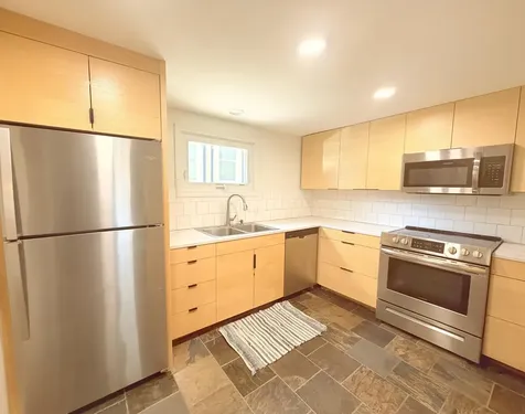 17 Grove Street Rockland ME 04841