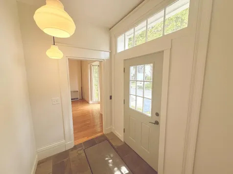 17 Grove Street Rockland ME 04841