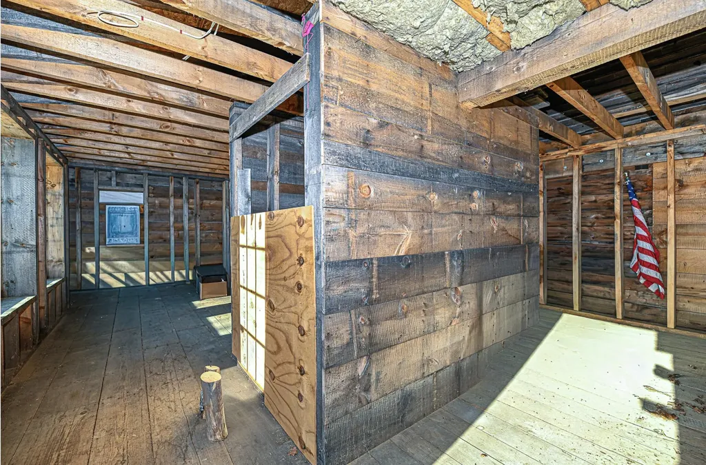 302 Lower Cross Road Lebanon ME 04027