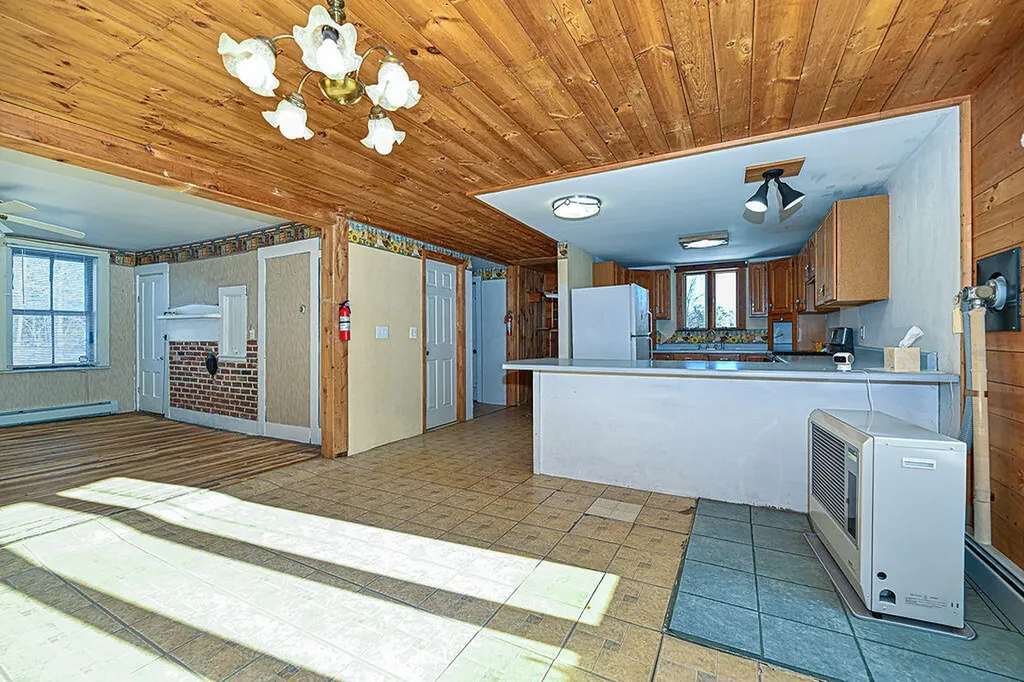 302 Lower Cross Road Lebanon ME 04027