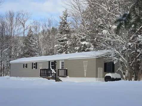 207 Sodom Road Norway ME 04268