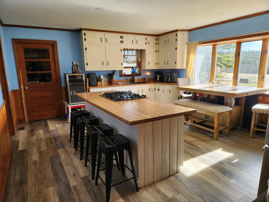 1279 S Clary Road Jefferson ME 04348