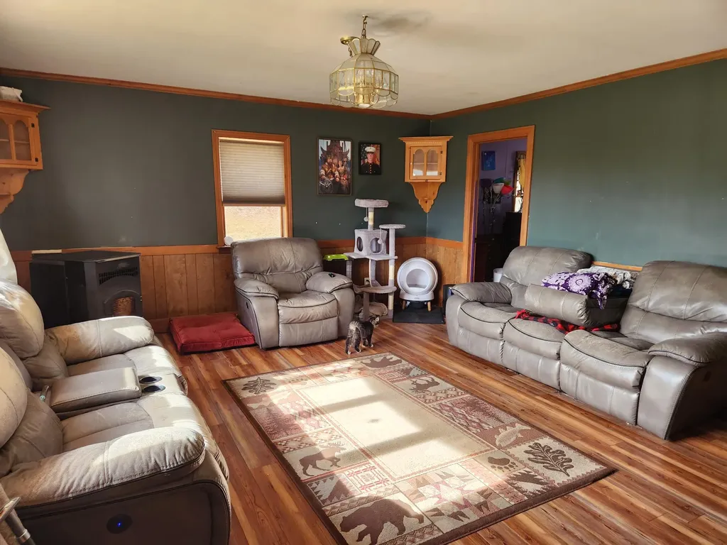 1279 S Clary Road Jefferson ME 04348