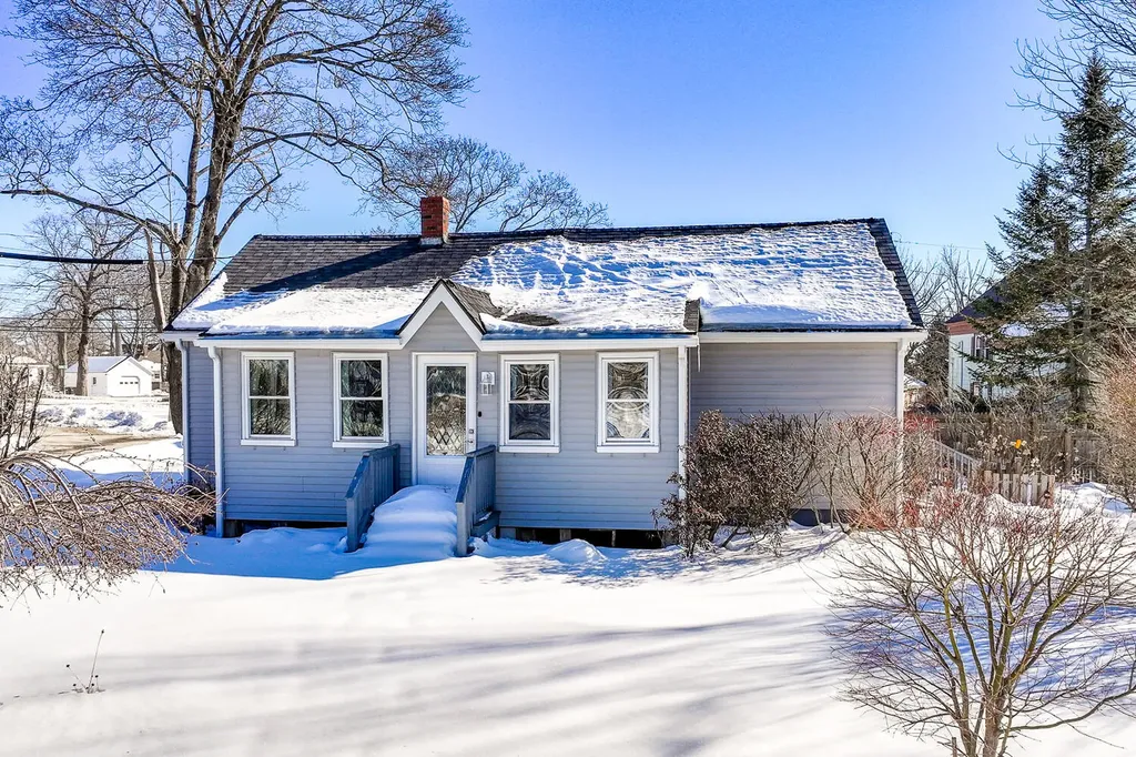 5 Jefferson Street Rockland ME 04841