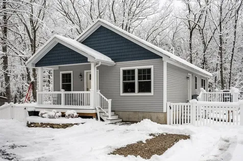 22 Summer Lane Kittery ME 03904