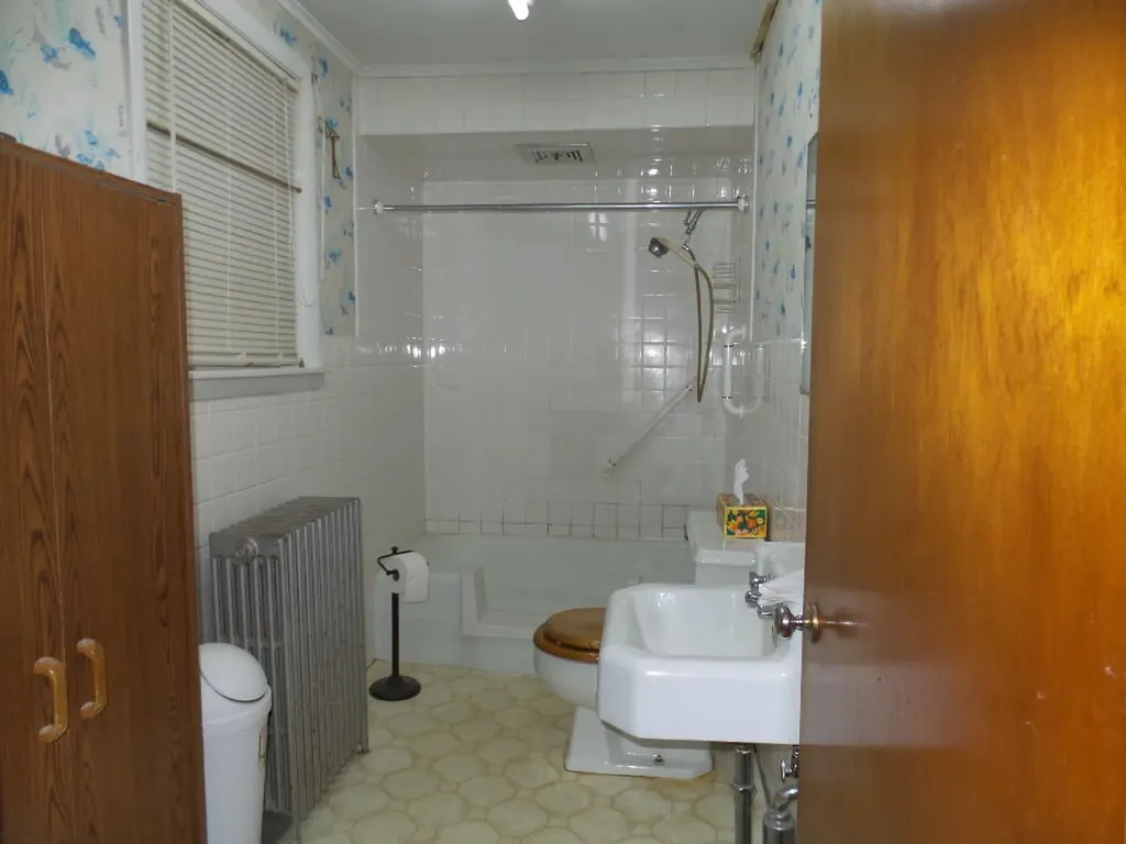 124 College Avenue Waterville ME 04901
