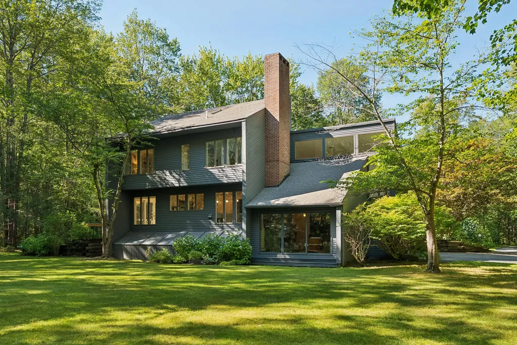 53 Waites Landing Road Falmouth ME 04105