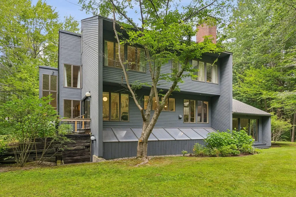 53 Waites Landing Road Falmouth ME 04105