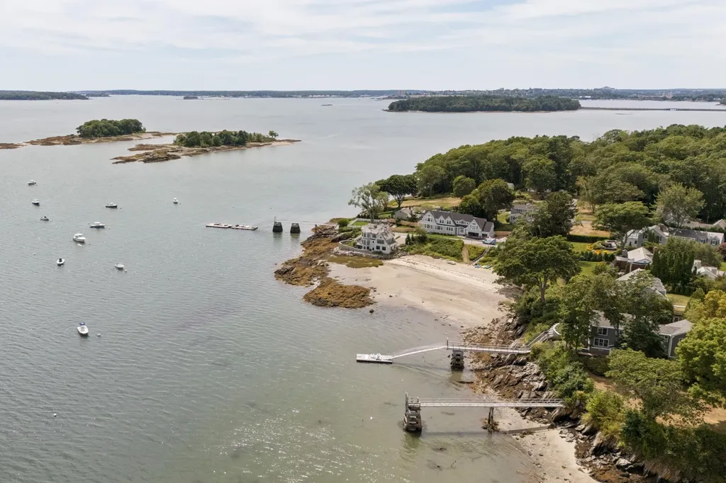 53 Waites Landing Road Falmouth ME 04105