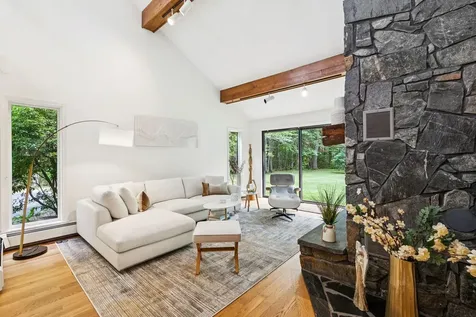 53 Waites Landing Road Falmouth ME 04105