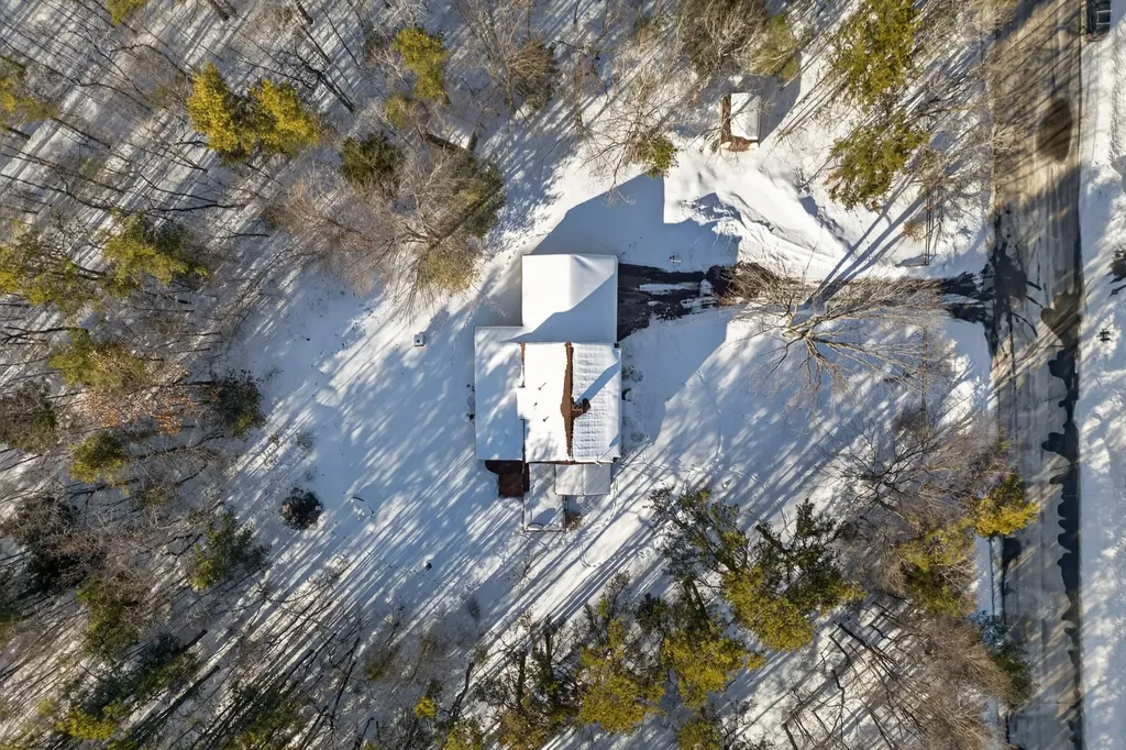 65 Blueberry Lane Gray ME 04039