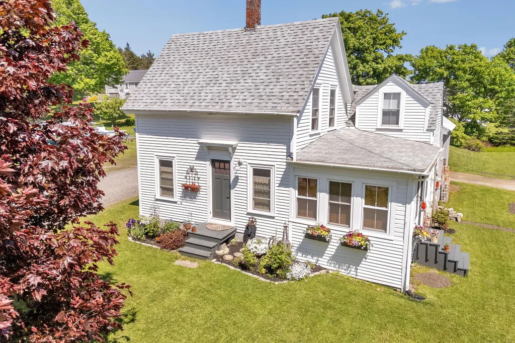 672 Spruce Head Road South Thomaston ME 04858