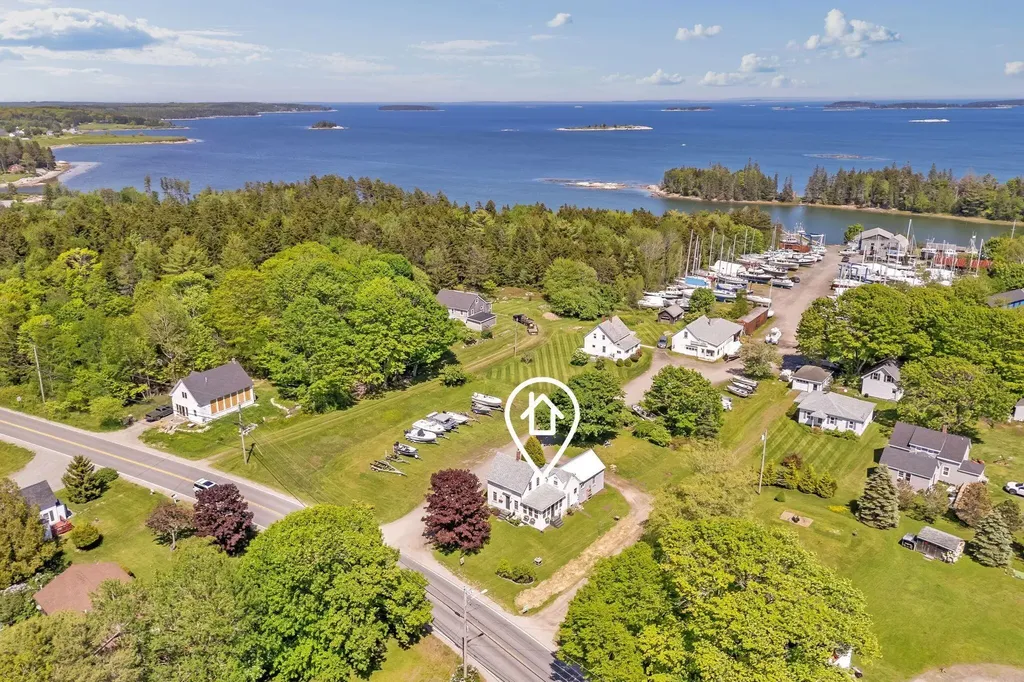 672 Spruce Head Road South Thomaston ME 04858